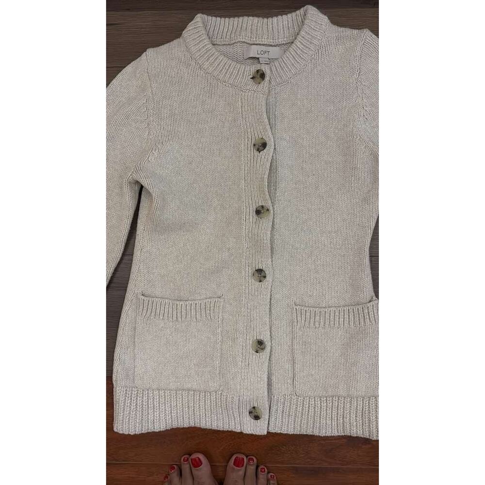 LOFT Oatmeal Beige Ribbed Button Down Cardigan Sweater Size Small - Picture 5 of 5